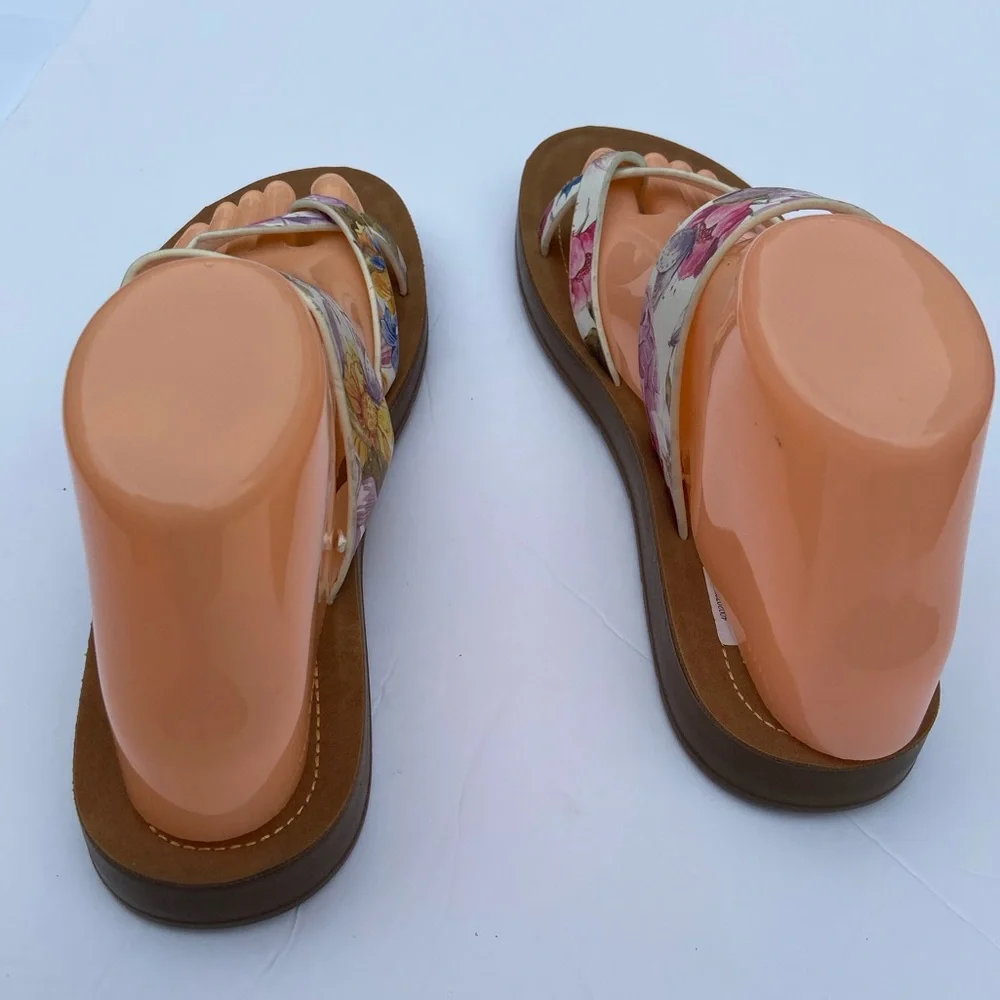 Madden Girl Womens floral Sandals - Picture 8 of 9